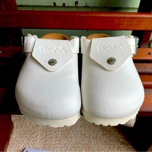 White Birki’s Size 6